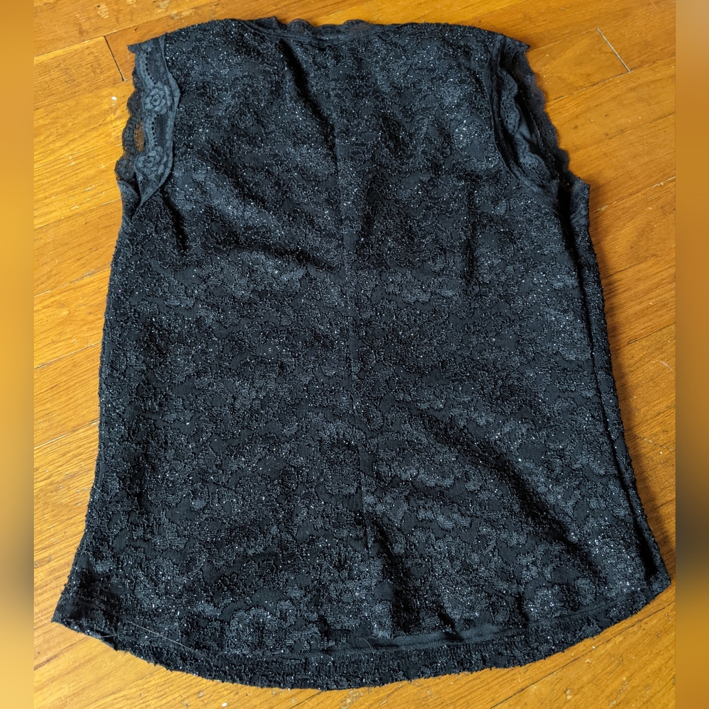 CDW blouse. - Picture 3 of 3